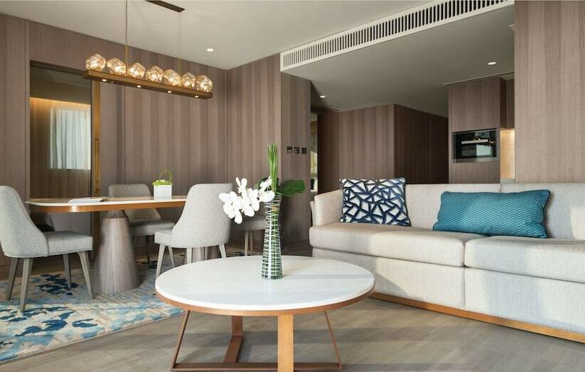 Люкс 3 Спальни, Jumeirah Beach Hotel Dubai