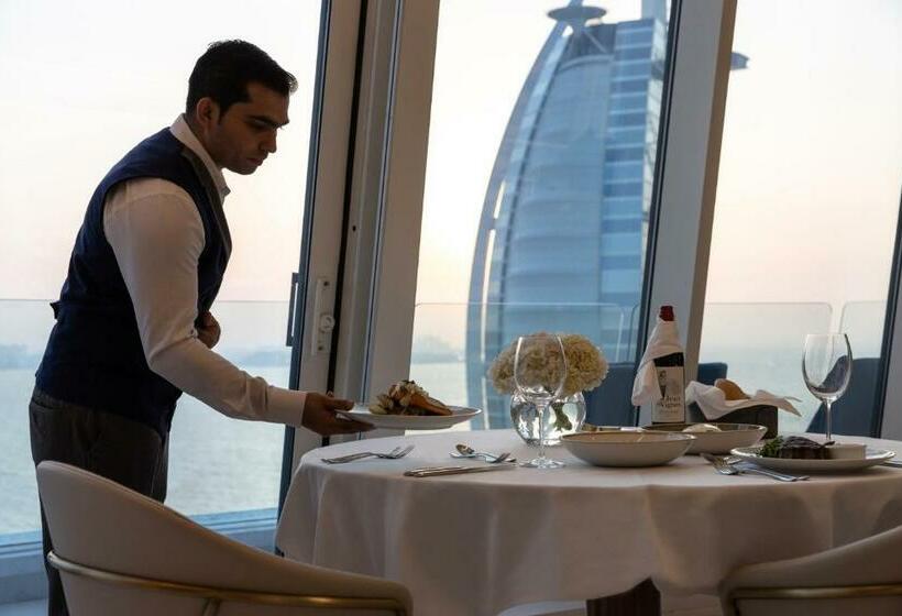 Люкс Дюплекс, Jumeirah Beach Hotel Dubai