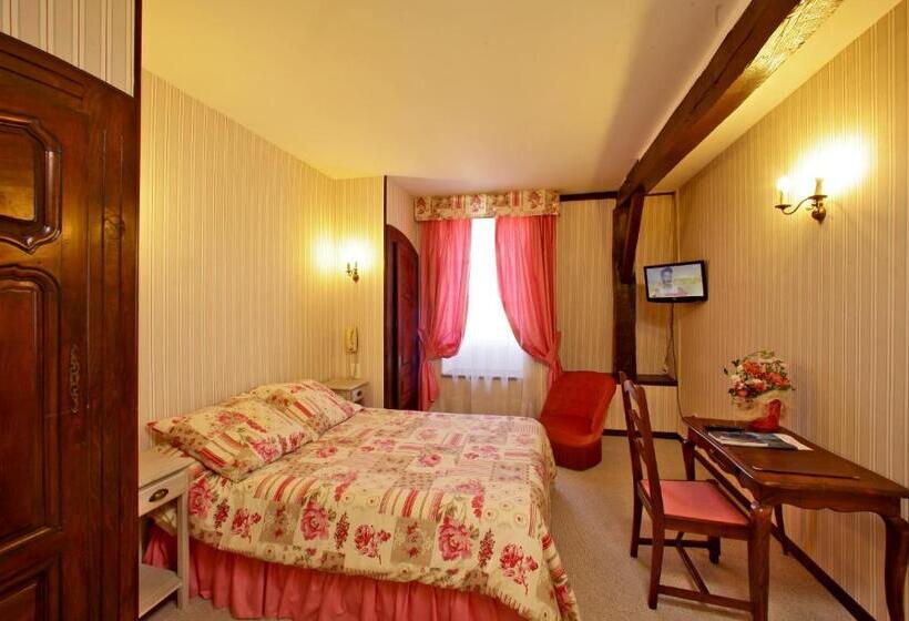 Номер Стандарт, Logis Hôtel Restaurant Château Bellevue