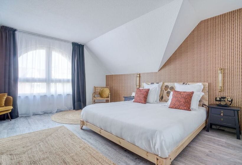 Номер Стандарт, La Maison Hôtel Mulhouse Centre