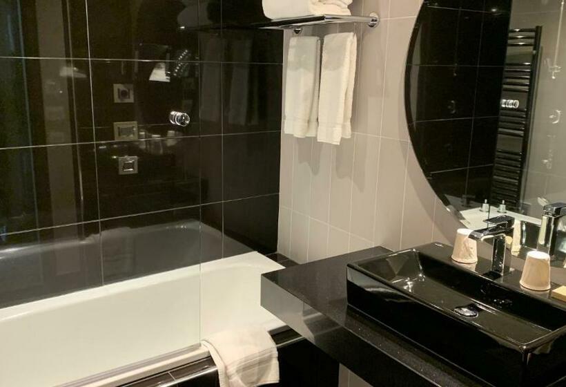 Quarto Prestige, Le Canberra