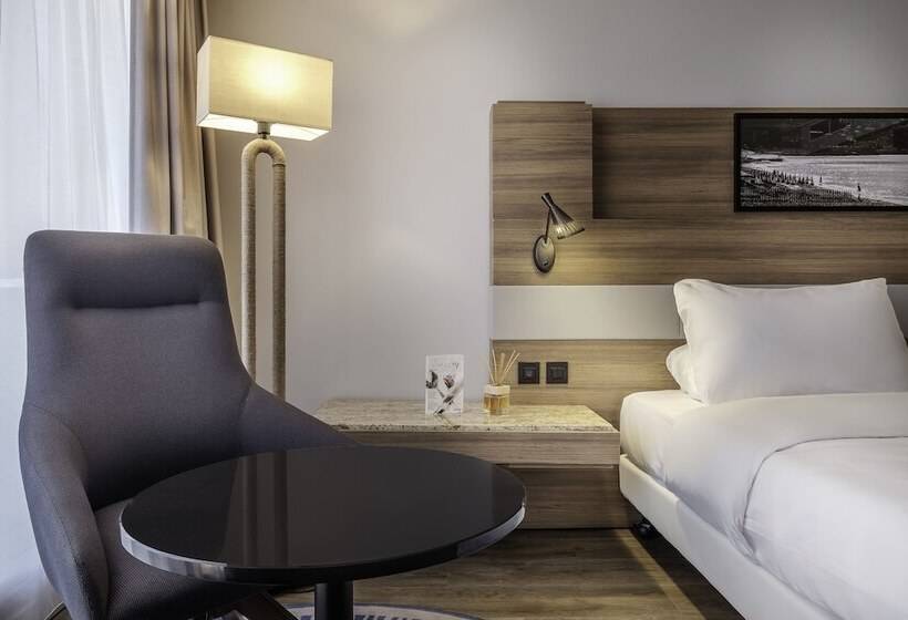 스탠다드 룸, Radisson Blu Hotel Nice