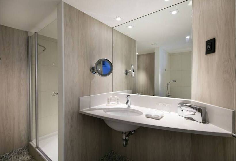 산전망 주니어 스위트, Radisson Blu Hotel Nice
