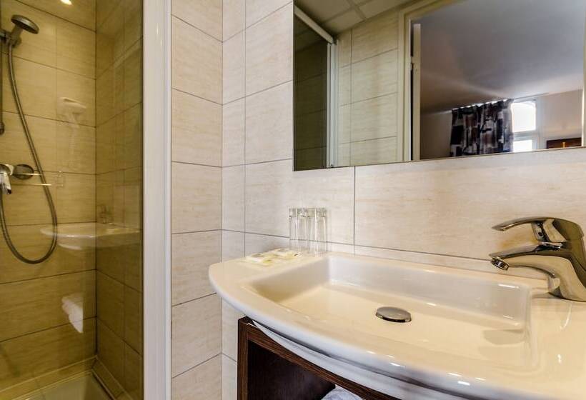 Quarto Estandar Individual, Croix Des Bretons  Lourdes Pyrenees