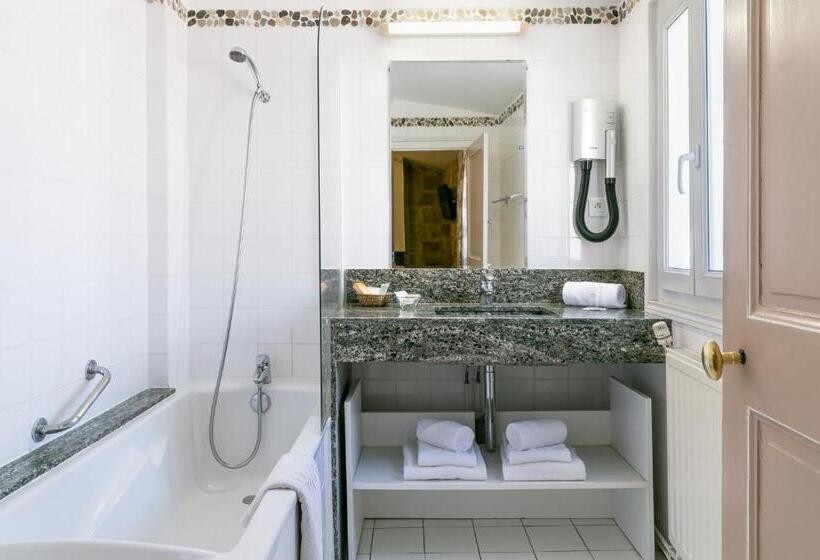 이그제큐티브 룸 킹사이즈 침대, Best Western Hotel Le Guilhem