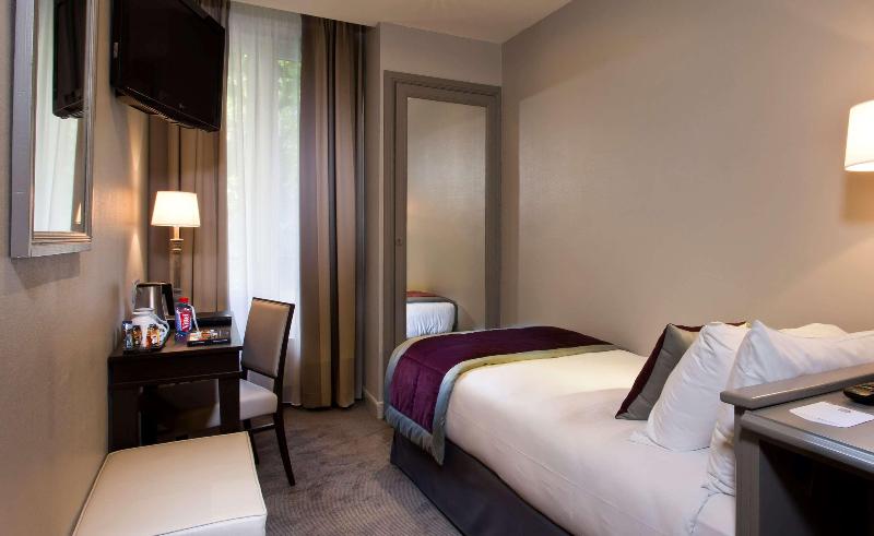 Standard Single Room, Best Western Montcalm