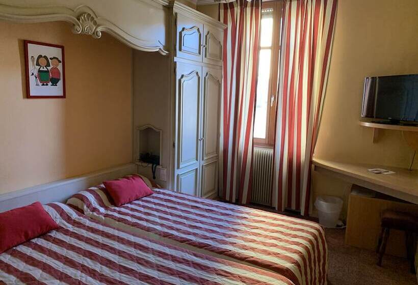 Номер Стандарт, Logis Cit Hôtel Des Vosges 5 Rue De La Gare