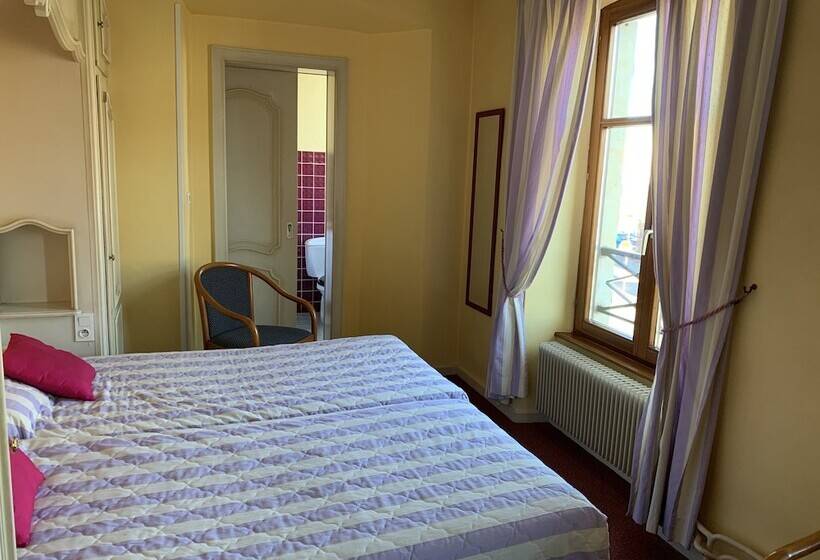 Номер Стандарт Трехместный, Logis Cit Hôtel Des Vosges 5 Rue De La Gare