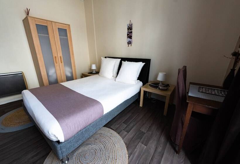 Номер Стандарт, Hôtel Le Lion D'or