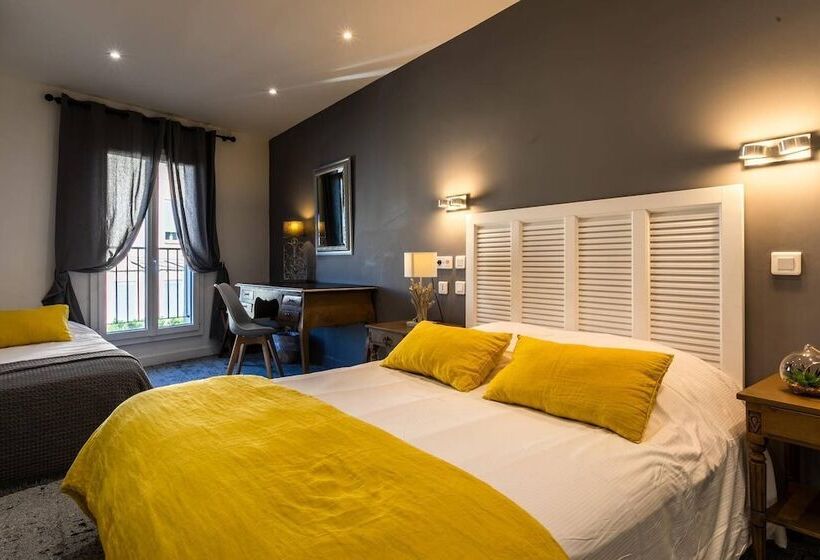 Quarto Triplo Estandar, Hôtel Le Mistral