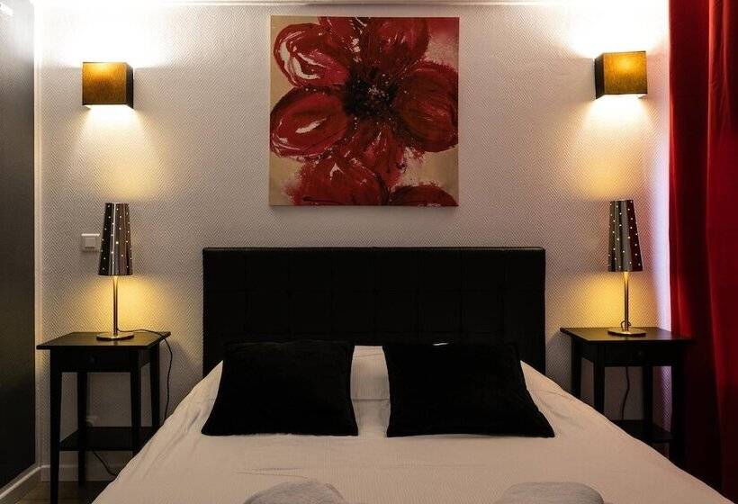 Quarto Quádruplo Estandar, Hôtel Le Mistral