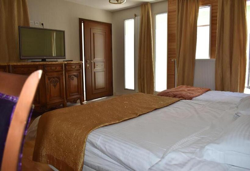 Номер Стандарт, Hôtel Le Sauvage