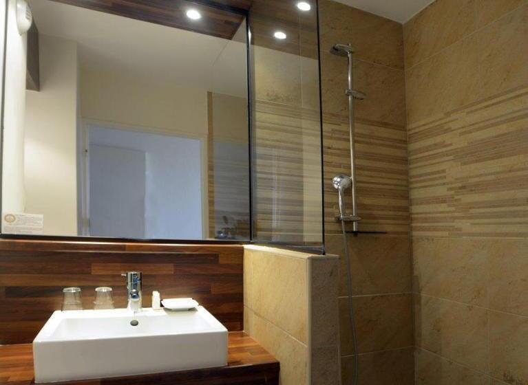 Четырехместный Номер Стандарт, Ibis Styles Biarritz Plage