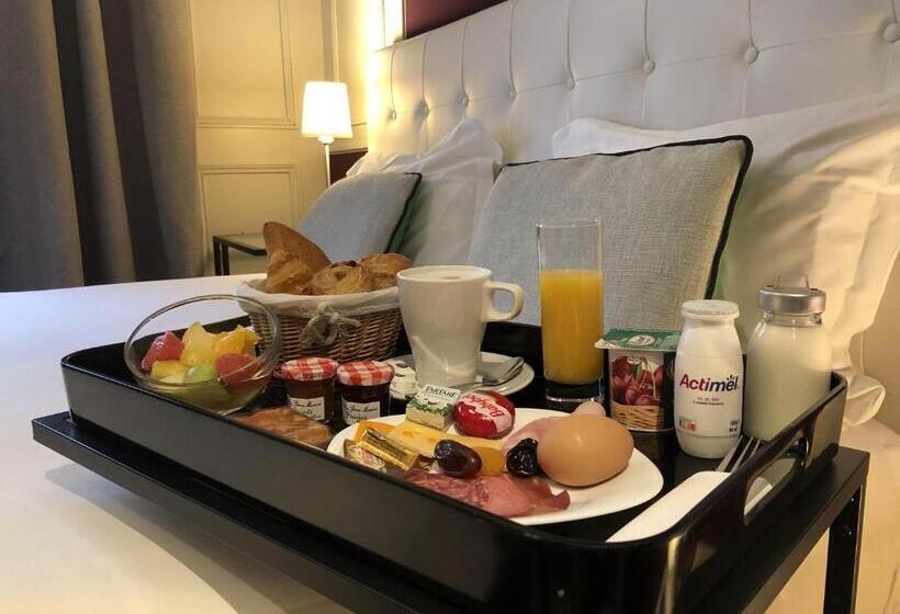 Номер Deluxe, Dauphin