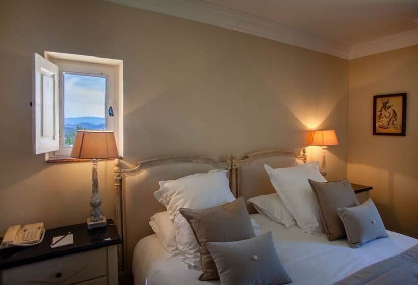 Номер Стандарт, Le Phebus & Spa – Relais & Chateaux