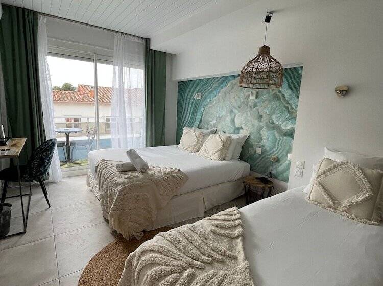 标准三人间, Hôtel Les Sables   Urban Style   By Logis Hotels