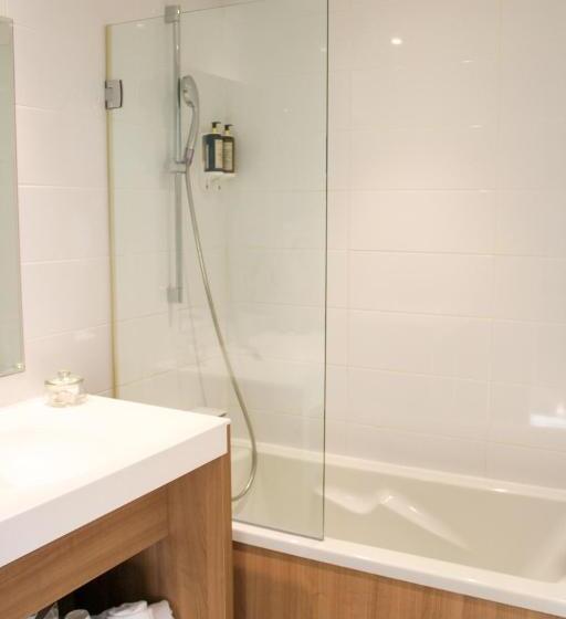 Quarto Triplo Premium, The Originals Boutique, Hôtel Neptune, Montpellier Sud