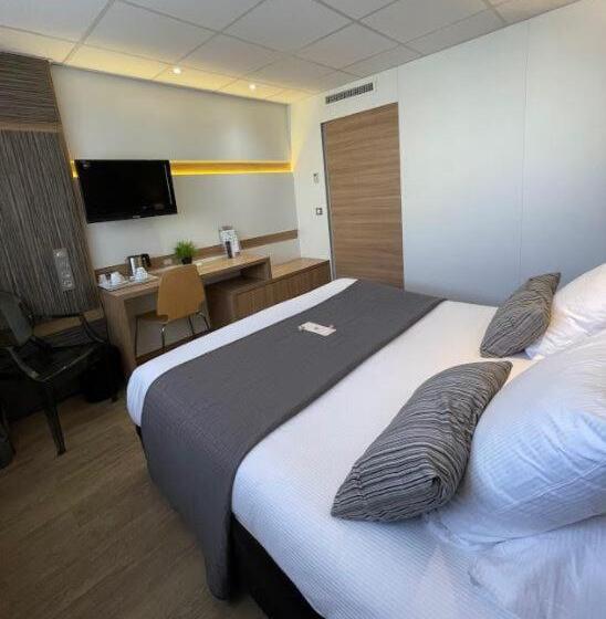 Номер Стандарт Внутренний, The Originals Boutique, Hôtel Neptune, Montpellier Sud
