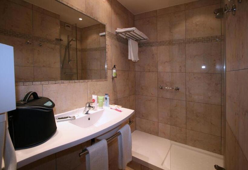 패밀리 룸, Logis Nimotel Hôtel Cosy
