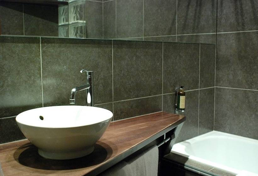 Трехместный Номер Superior, Logis Nimotel Hôtel Cosy