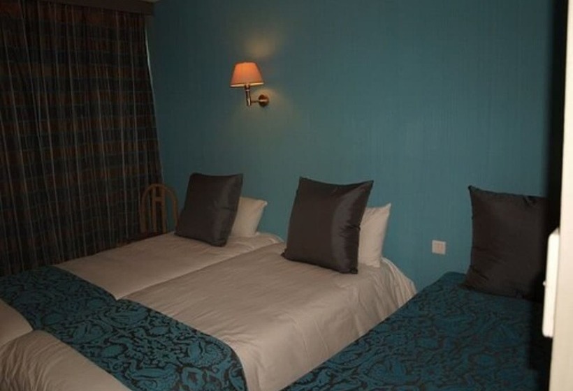 Трехместный Номер Superior, Logis Nimotel Hôtel Cosy