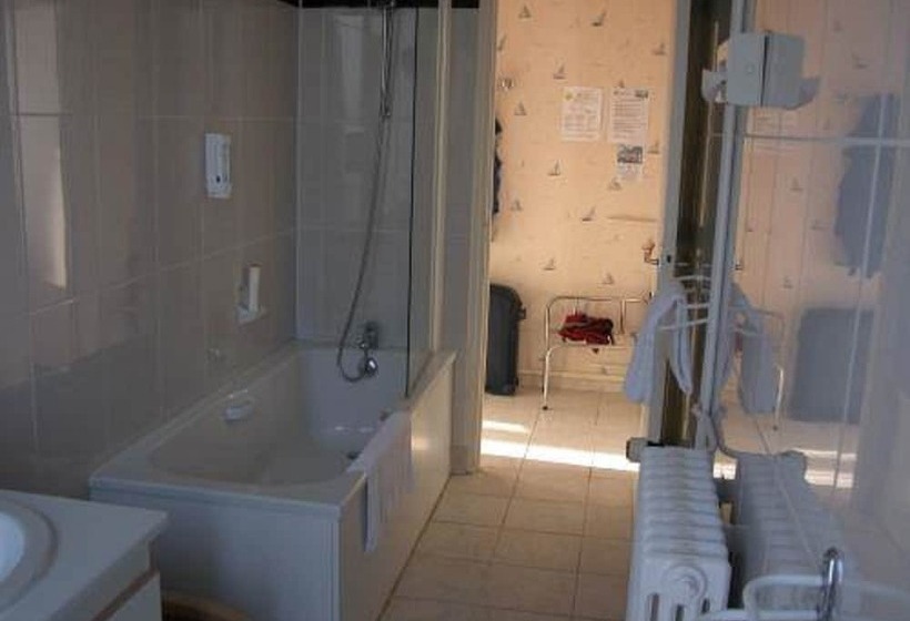 Quarto Estandar, Normotel   La Marine