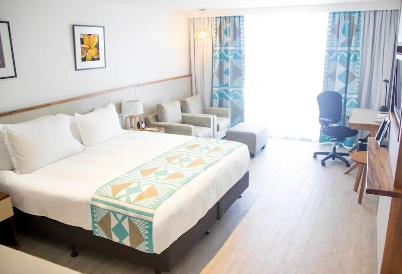 Номер Стандарт 2 Двуспальные Кровати, Holiday Inn Suva, An Ihg