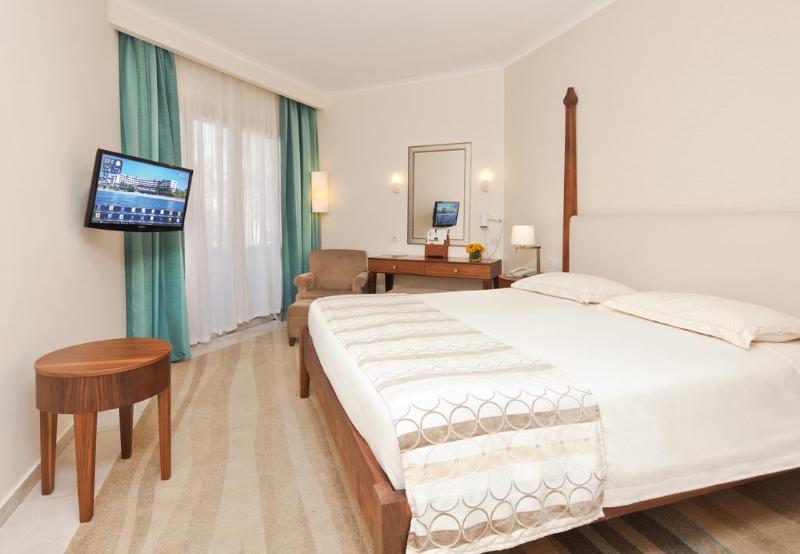 Люкс Кровать Кинг, Holiday Inn Suva, An Ihg