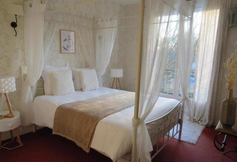Номер Стандарт, Logis Hôtel Saint Cyr