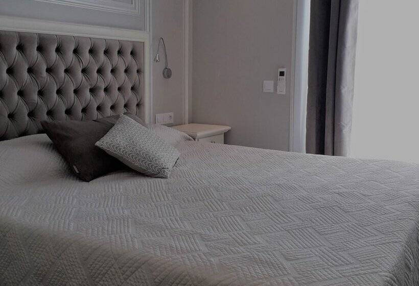 Номер Deluxe с Террасой, Hôtel Restaurant Oasis