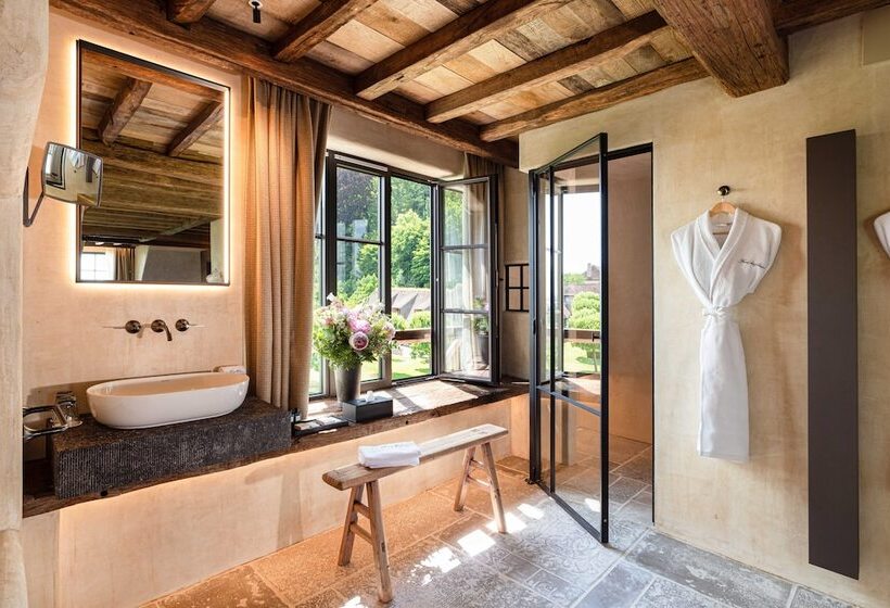 Полулюкс, La Ferme Saint Simeon Spa  Relais & Chateaux