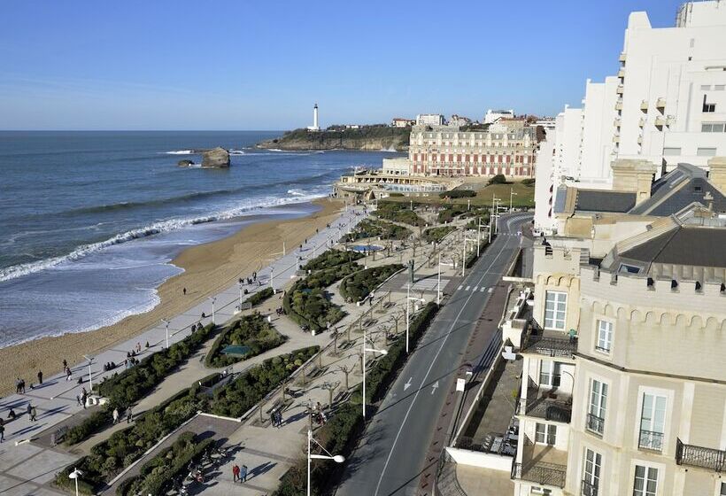 Номер Superior Вид на Море, Le Windsor Biarritz