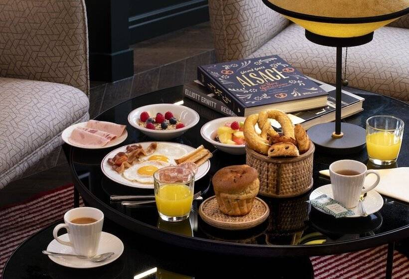 Номер Престиж, Maison Rouge Strasbourg Hotel & Spa, Autograph Collection
