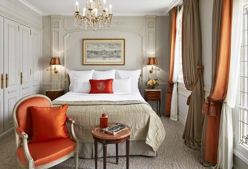 سوییت سوپریور, Plaza Athenee  Dorchester Collection