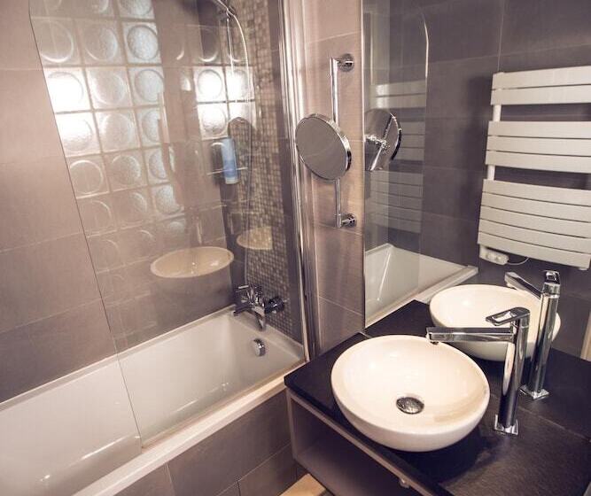 コンフォートルーム, Timhotel Le Louvre