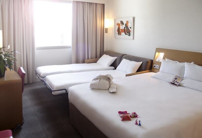 Номер Классика Двуспальная Кровать, Novotel Toulouse Purpan Aeroport