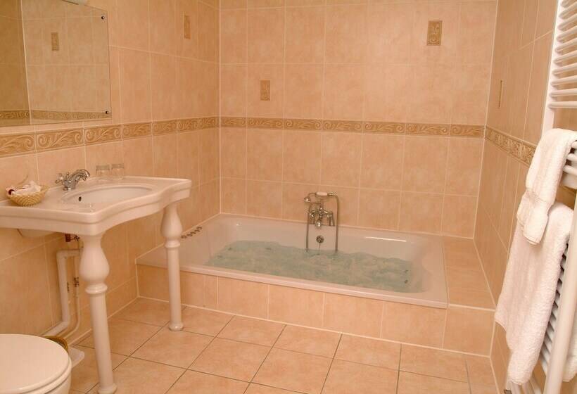 Номер Deluxe, Esseborne Manor