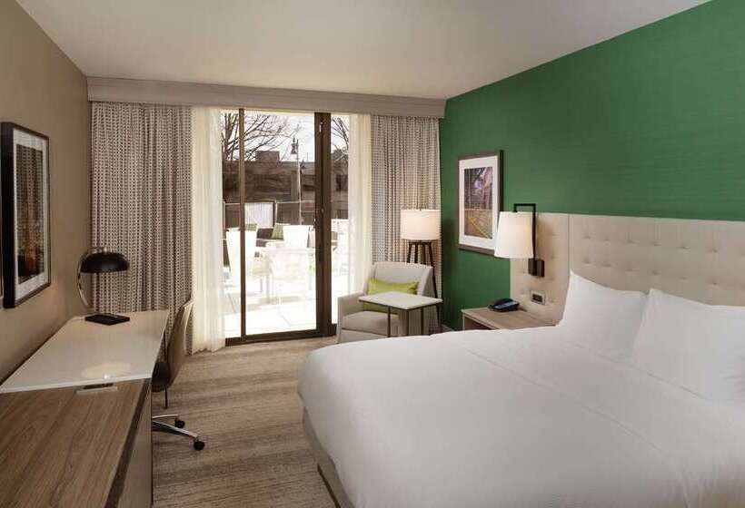 Стандартный Номер Кровать Кинг, Hilton Cobham