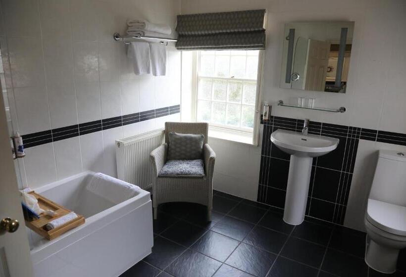 Номер Стандарт, Tickton Grange