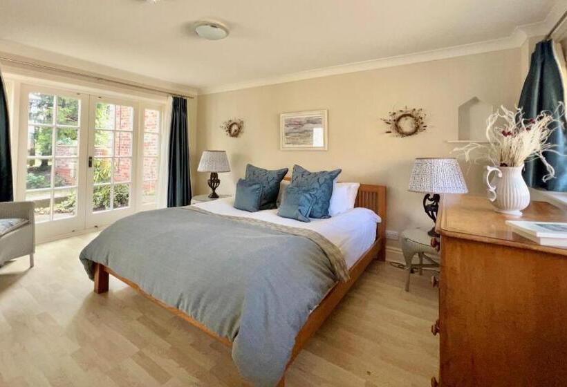 Номер Стандарт, Tickton Grange