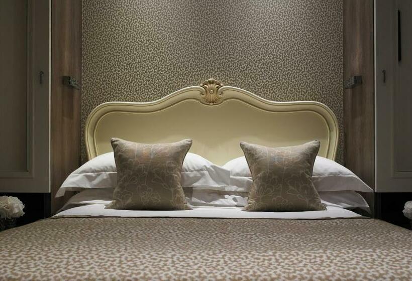 Suite 2 Quartos, Flemings Mayfair   Small Luxury Hotel Of The World