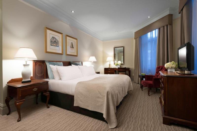 Индивидуальный Номер Классика, St. James  Court, A Taj Hotel, London