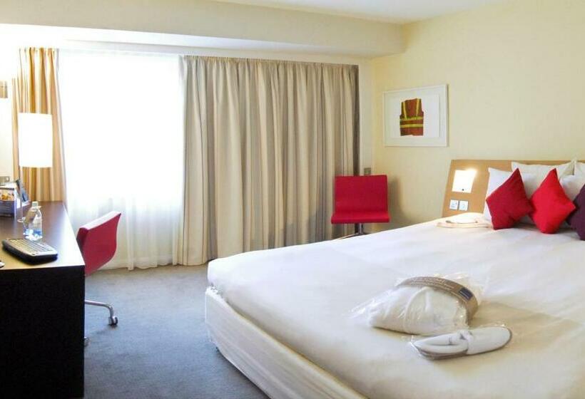 이그제큐티브 룸, Novotel London West