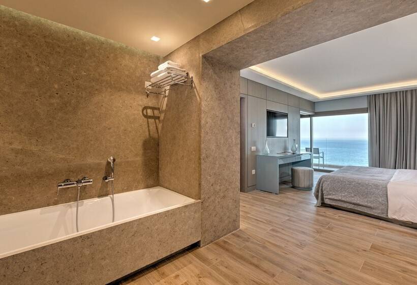 Люкс Deluxe Вид на Море, Amada Colossos Resort
