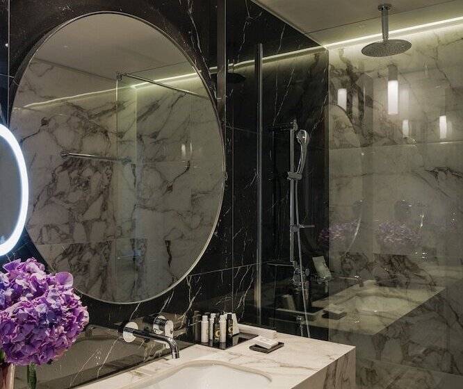 行政三人间, Electra Palace Thessaloniki