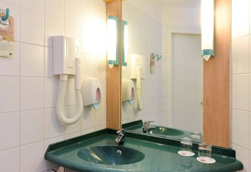 اتاق استاندارد, Ibis Budapest City