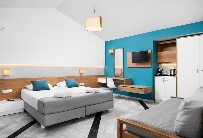 Номер Deluxe, Maleme Mare