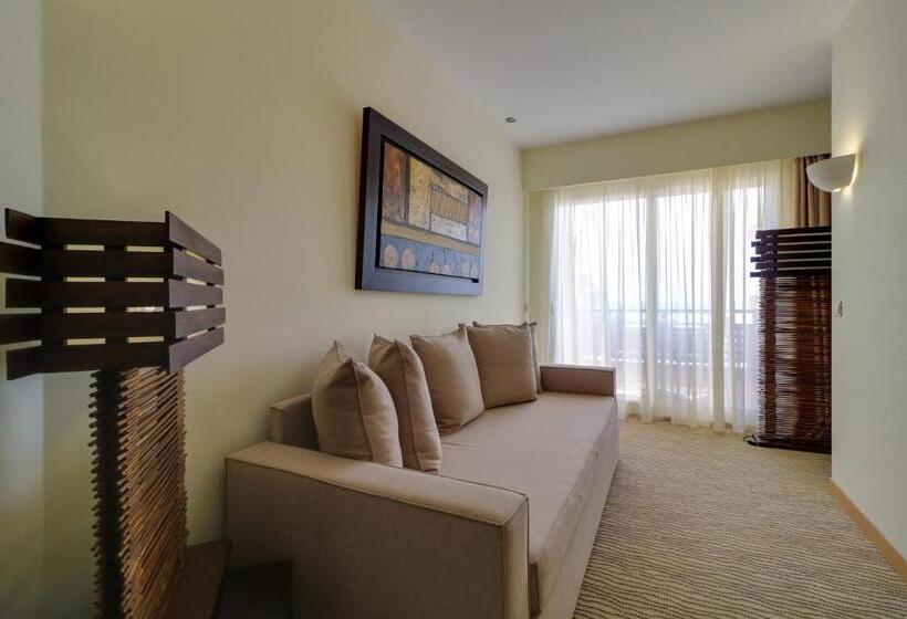 Sviitti, Olympian Bay Grand Resort