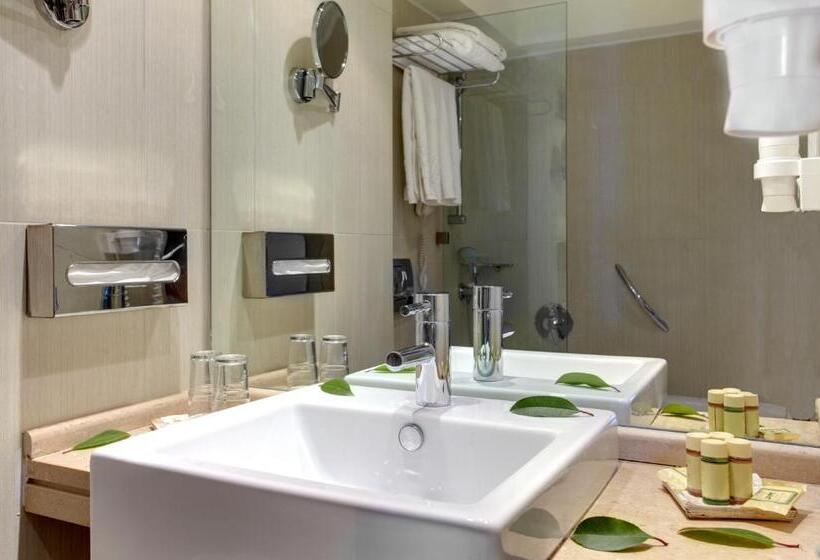 Номер Стандарт Вид на Море, Olympian Bay Grand Resort