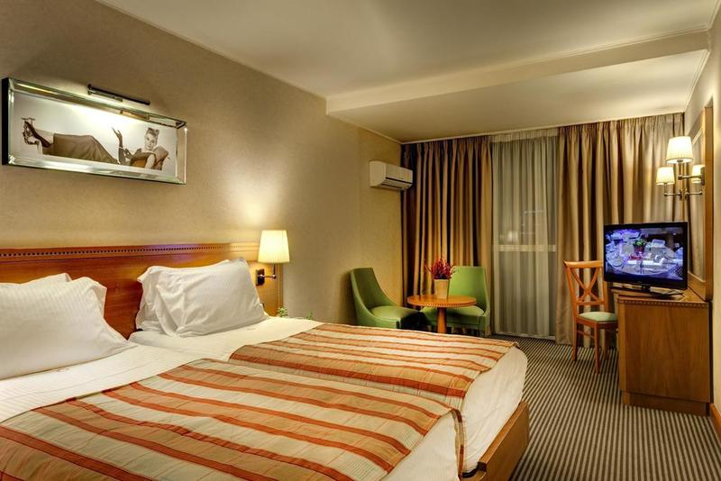 Номер Стандарт Трехместный, President Hotel Athens